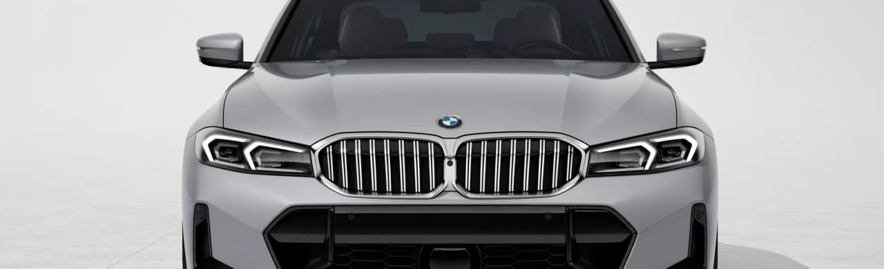 Does the 2026 BMW 330i xDrive Get Good Real-World Gas Mileage in Lansing?